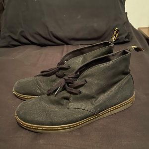 Dr Martens Henrie size US 12 black canvas